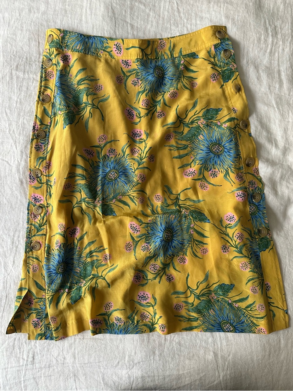 Madewell Silky Yellow Floral Skirt with Button Accents